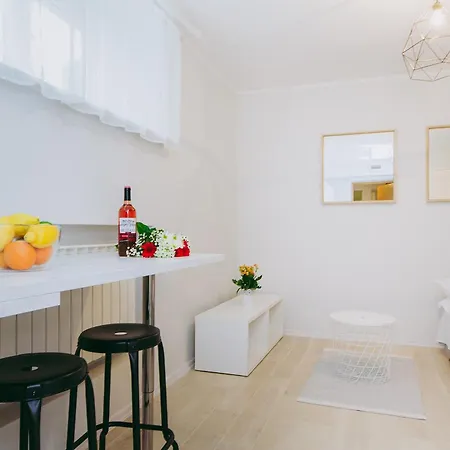 Shortstaypoland Grottgera B198 Varsóvia